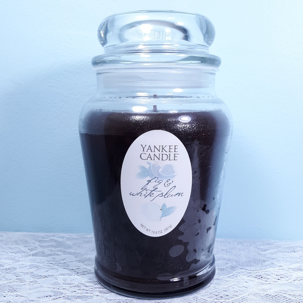 New 19.8 Oz Rare Vtg Fig White Plum Yankee Candle Large White Label Purple Jar
